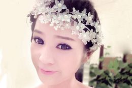 The new fashion trend flower pearl exquisite hair head ornaments new Korean bride headdress hair band Jewellery Gift