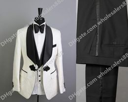 One Button Men Suits Ivory Pattern and Black Groom Tuxedos Shawl Satin Lapel Groomsmen Wedding Best Man ( Jacket+Pants+Vest+Tie ) L379