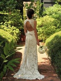 2022 Sheath Lace V-neck Wedding Gowns Sweep Train With Bowknot Backless Nude And Ivory Sexy Bridal Wedding Dress Plus Size Custom Made