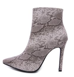 Hot new autumn winter serpentine female boots high heels pointed boots Colour beautiful shoes boots