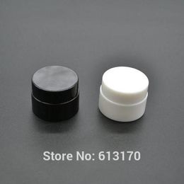 100pcs 5g Emptpy PP cream jar cosmetic Packing container Mini small sample jars Black white 2 Colours Free shippping