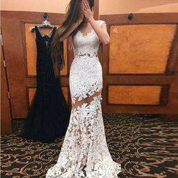 White Beach Wedding Dresses Jewel Sheer neck Capped Illusion Lace Appliques Bridal Gowns Backless Floor Length Cheap Wedding Dresses