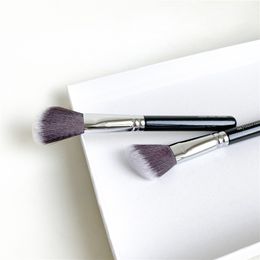 CREAM CHEEK MAKEUP BRUSH 128 - Soft Anlged Contour Blush Sculpting Powder Beauty Cosmetics Brush Tools