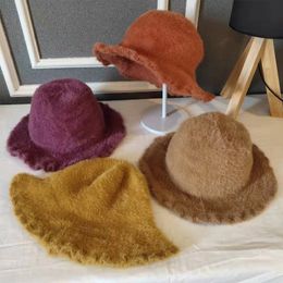 new trendy Winter Women warm Fisherman caps Female Faux Fur plush bucket hats Street trend Brim fold cap Female Stingy Brim Hats