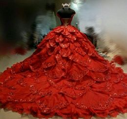2020 Luxury Wedding Dresses Strap Sleeveless Sequins Appliques Lace A Line Wedding Dresses Court Train Red Bridal Dresses