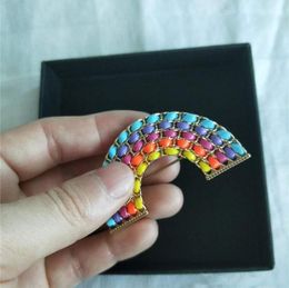 Fashion-Arrivals High End Yellow Gold Plated Colorful Rainbow Brooch Pin Suit Lapel Pins for Men Women for Party Wedding Nice GiftD178