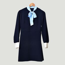 2019 Autunno Inverno manica lunga girocollo blu contrasto colore nastro con pannelli corto mini abito donna abiti moda D25163266S