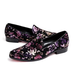 New Men Suede Flats Shoes Flower Party Wedding Handmade Men Loafers Italian Formal Dress male paty prom sh Fashion Smoking Slippers Big Size