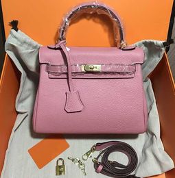 pale blue handbolsas