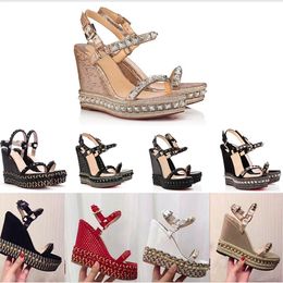 sandales slingback à haut talon compensé