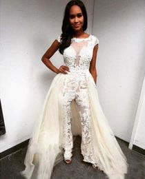 mono blanco para novia