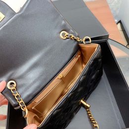 designer handbolsas fendi