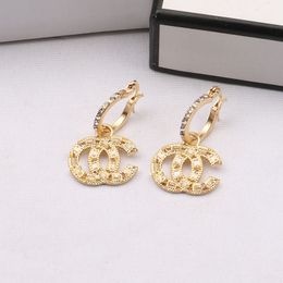 gante Pendientes Personalizados Fresco Creativo Pendientes Para Las Mujeres gante Pendientes Personalizados Fresco Creativo Pendientes Para Las Mujeres