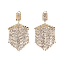 Pendientes De Flecos Europeos Diamante Geométrico Diseño De Pendientes De Flecos Europeos Diamante Geométrico Diseño De