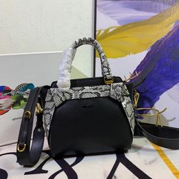 furla bolsa quality