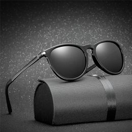 Señoras de terciopelo retro gafas de sol de color de lasmujer Señoras de terciopelo retro gafas de sol de color de lasmujer