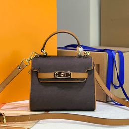 Designer handbag with lock and key Clearance