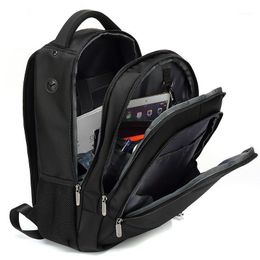 designer bolsas that fit a laptop