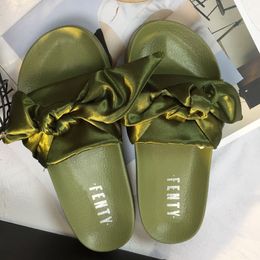 fenty slippers disappear