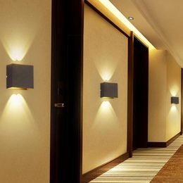 iluminac Luz LED de pared con diseño de ondas de aleación de aluminio 