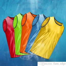 Compre al por mayor Chalecos Deportivos Para Hombres de bajo precio \u0026 de  calidad con envío gratuito | Es.DHgate