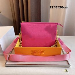 fuchsia crossbody bolsa