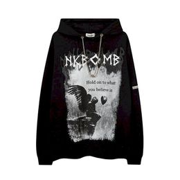 black moletom com capuz with angel wings