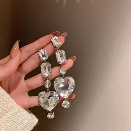 Pendientes de cristal de lujo Super Cool WaterDrop Pendientes largos Mujeres Pendientes grandes Pendientes de cristal de lujo Super Cool WaterDrop Pendientes largos Mujeres Pendientes grandes