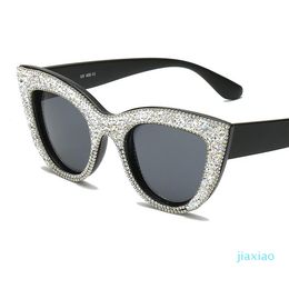Gato ojo gafas de sol lujosas Rhinestone gran marco gafasmujer Gato ojo gafas de sol lujosas Rhinestone gran marco gafasmujer
