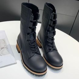 Botas De Talla Grande De Suela Gruesa Con Cordones De Cordon Botas De Talla Grande De Suela Gruesa Con Cordones De Cordon