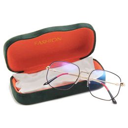 Señoras de terciopelo retro gafas de sol de color de lasmujer Señoras de terciopelo retro gafas de sol de color de lasmujer
