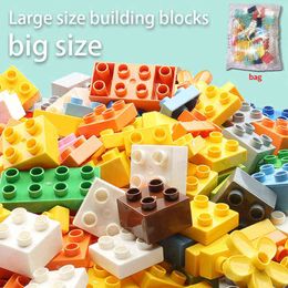 Juguetes Ensamblados Lego Del Bloque De Creación De La Partí 