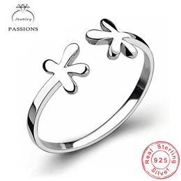 Anillo De Tendencia Modian Lucky Flower Clover 100% 925 Cz Anillo De Tendencia Modian Lucky Flower Clover 100% 925 Cz