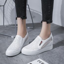 Femmes Wedge Heeled Mode Sneaker Faux Cuir Plate-Forme Chaussures Rocker Sole Chaussures De Marche À Lacets Chaussures De Fitness