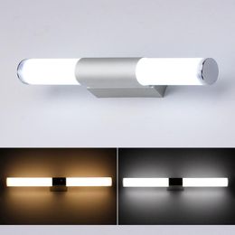decoracione Lámpara de pared moderna con tiras largas superbrillantes decoracione Lámpara de pared moderna con tiras largas superbrillantes