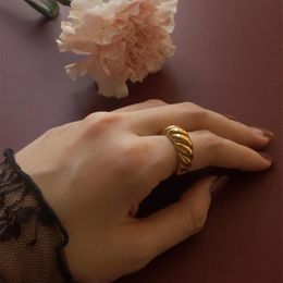 Anillo De Hombre De Hilo De Oro Rosa Negro De 8 Mm De Ancho Anillo De Hombre De Hilo De Oro Rosa Negro De 8 Mm De Ancho