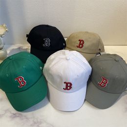 Bone com a letra b Clearance