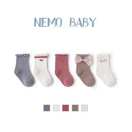 Kids blanc printemps Chaussettes Enfants Coton Doux Solide Mince Chaussettes pour fille 5 paires NEUF Kids blanc printemps Chaussettes Enfants Coton Doux Solide Mince Chaussettes pour fille 5 paires NEUF