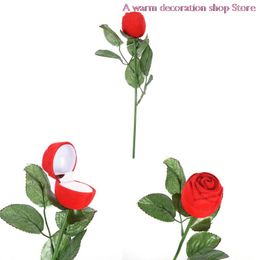 engagement ring packing