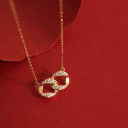 Conjunto De Joyas De Ropa Plateada Clásica De Circonio Rojo Conjunto De Joyas De Ropa Plateada Clásica De Circonio Rojo
