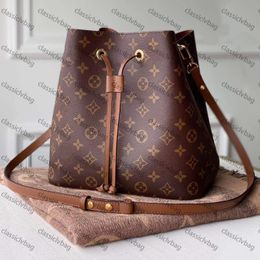 sterilite 64 quart tote