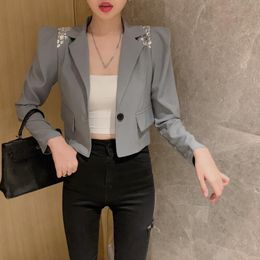 black thin blazer