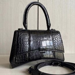 checkered school bolsa