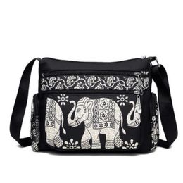 elephant print bolsa