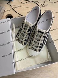 Zapatos para plantillas de mujer Cari Falcó, Plantillas Extraibles