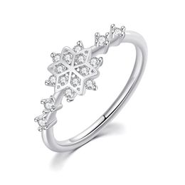 Anillo De Hadas Dulce Romántico La Dama Abre Un Anillo De De Anillo De Hadas Dulce Romántico La Dama Abre Un Anillo De De