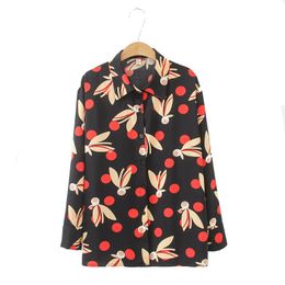 blusa flores mujer
