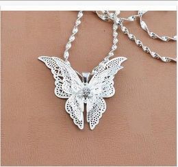 Fashion Womens Silver Plated Openwork Butterfly Necklace Pendant Jewelry Gift 