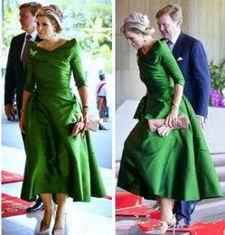 green mother of the bride