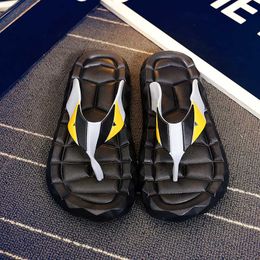 8 Photos Beach Walk Slippers NZ 8 Photos Beach Walk Slippers NZ